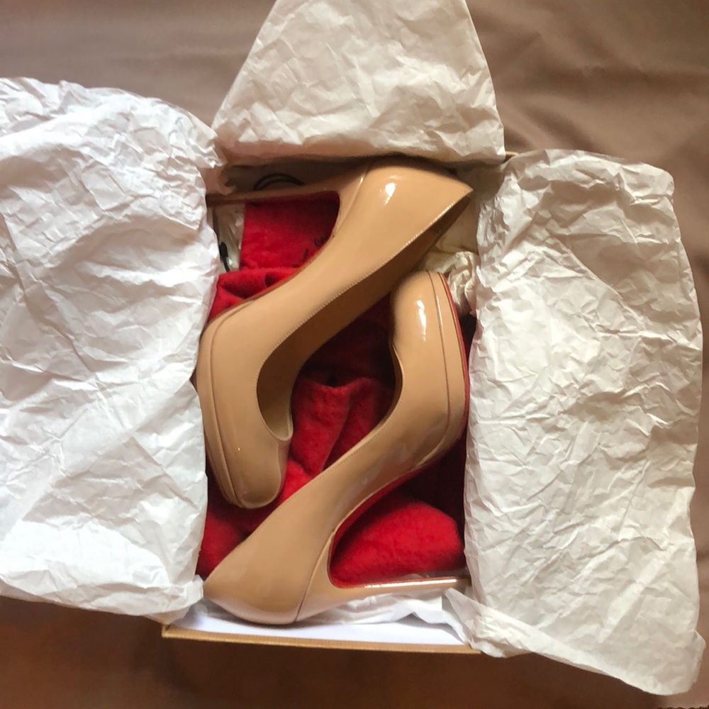 Christian Louboutin Filo 120 Patent Nude 37.5